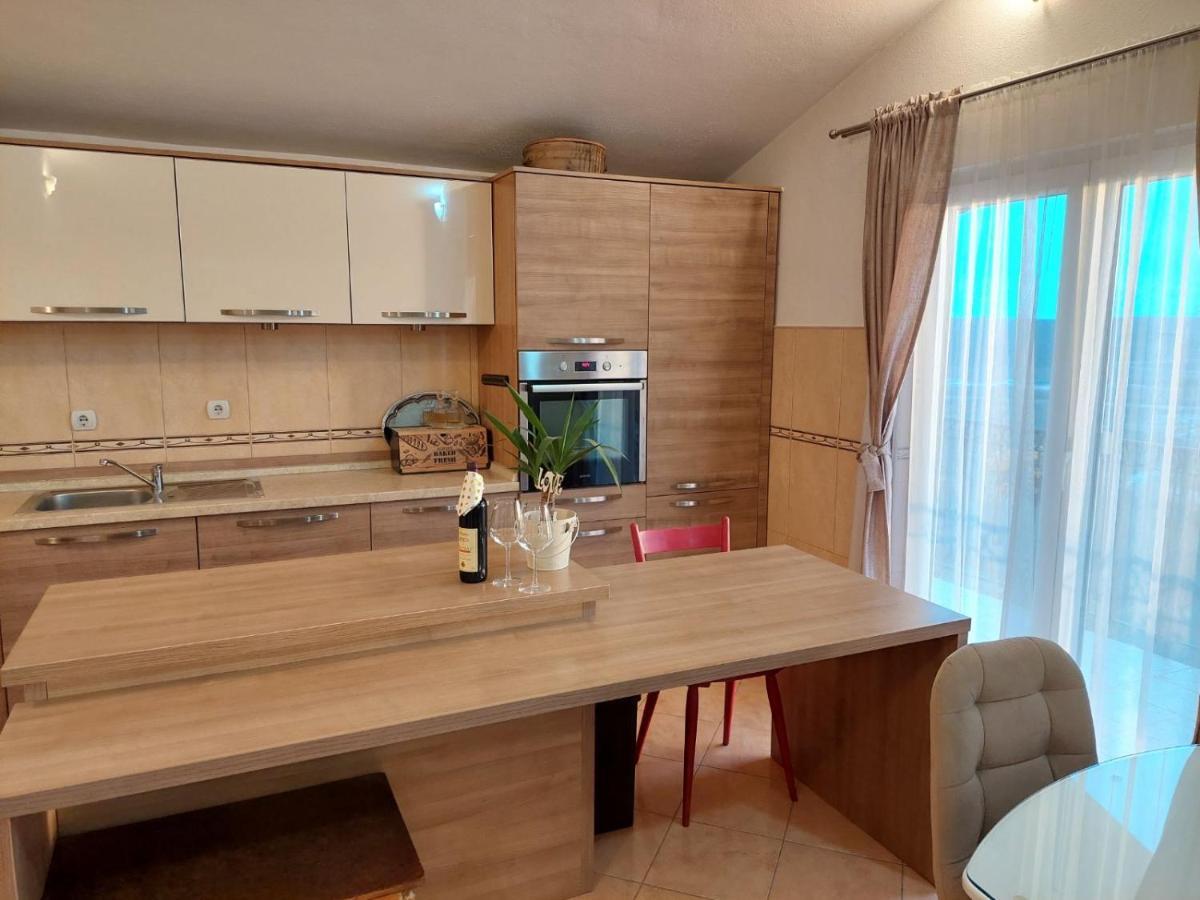Guest House Pocanic ティヴァト エクステリア 写真